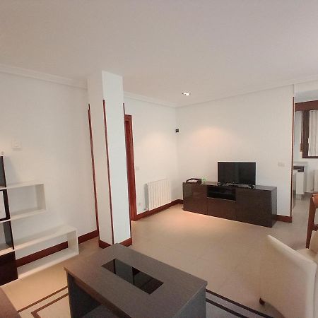 Apartamento Ana Con Garaje เอบาร์ ภายนอก รูปภาพ