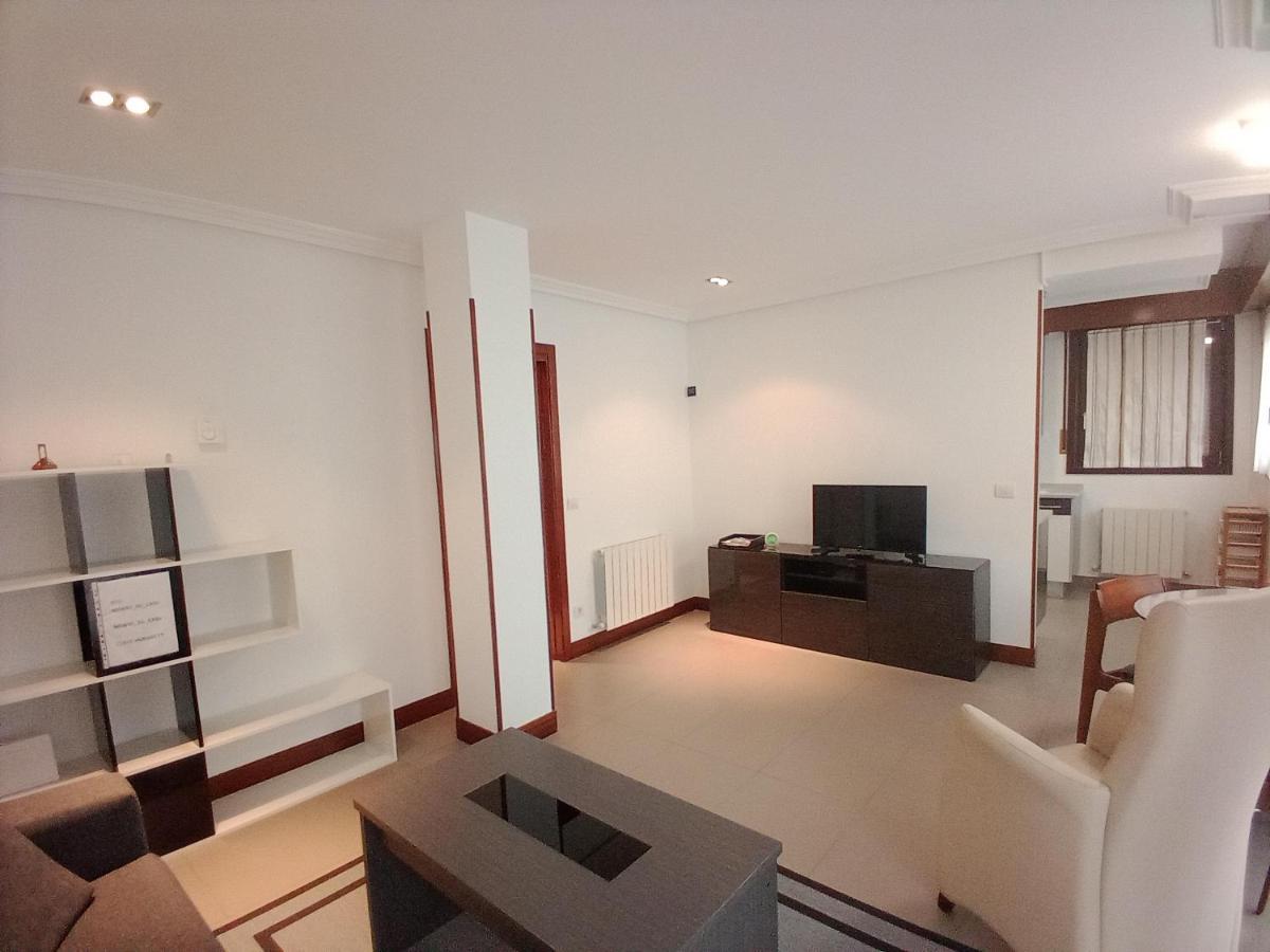Apartamento Ana Con Garaje เอบาร์ ภายนอก รูปภาพ