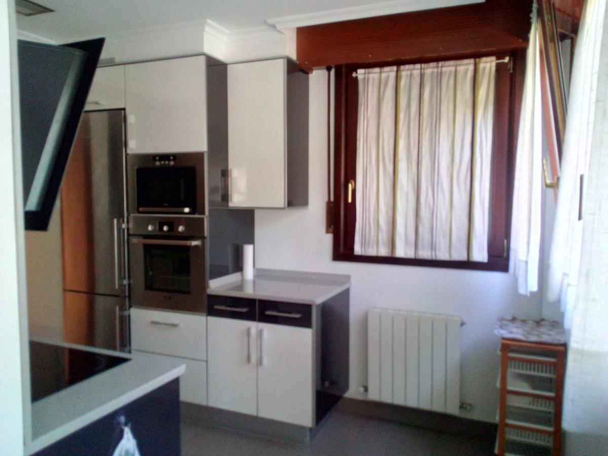 Apartamento Ana Con Garaje เอบาร์ ภายนอก รูปภาพ